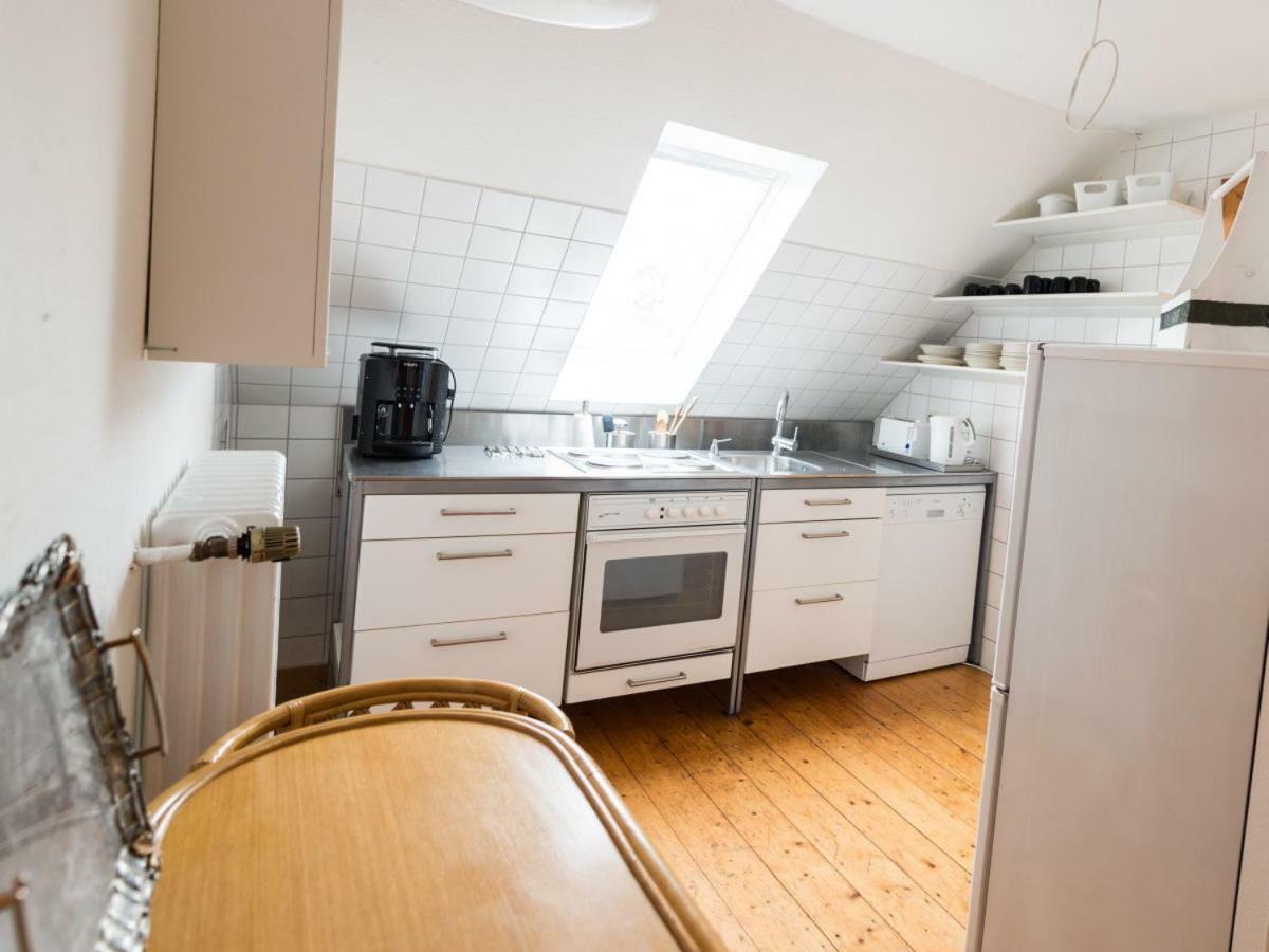 Kanalvilla - Urlaub Am Nord-Ostseekanal - Zwei Ferienwohnungen Im Angebot- Eine Im Dachgeschoss Und Eine Wohnung Mit Garten Sehestedt  Dış mekan fotoğraf